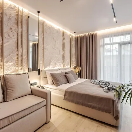 Aparthotel Accent Lviv